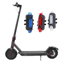 Nouvelle lampe de poche LED arrière Image pour Xiaomi Mijia M365 Scooter électrique et lumière de sécurité cycliste en plastique