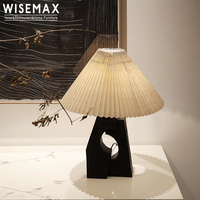 WISEMAX FURNITURE Tissu français léger luxe en fibre de verre Lampe de table LED Lampe de bureau Décoration intérieure pour villa Maison Salle d'étude Chambre à coucher