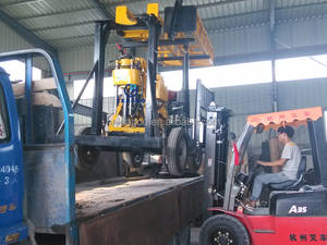 Machine de forage de puits d'eau à chenilles automotrice de 200m au <span class=keywords><strong>Mexique</strong></span> - Product Image 5