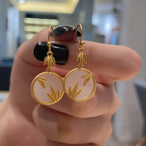 Orecchini a Perno E2169 in Oro con Design Vegetale, Montatura a Castone, Unisex, Classici per Uso Quotidiano - Product Image 6