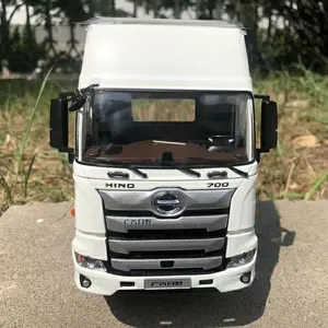 1:24 Scale GAC Hino 700 Zhizhen tractor Truck Tractor Alloy Transport Truck Tractor Alloy Diecast Model Cars