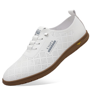 I3OPA รองเท้าลำลองหนังสีขาวสำหรับผู้ชาย พื้นรองเท้านุ่ม รองเท้าสำหรับใส่ทำงานในสำนักงาน สไตล์วัยรุ่น ดีไซน์ระบายอากาศได้ดี - Product Image 5