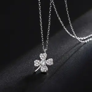 À la mode Quatre 4 Feuilles de Trèfle Pendentif Pave Zircon Femmes Collier Plaqué Or 925 Sterling Argent Chanceux Trèfle Collier