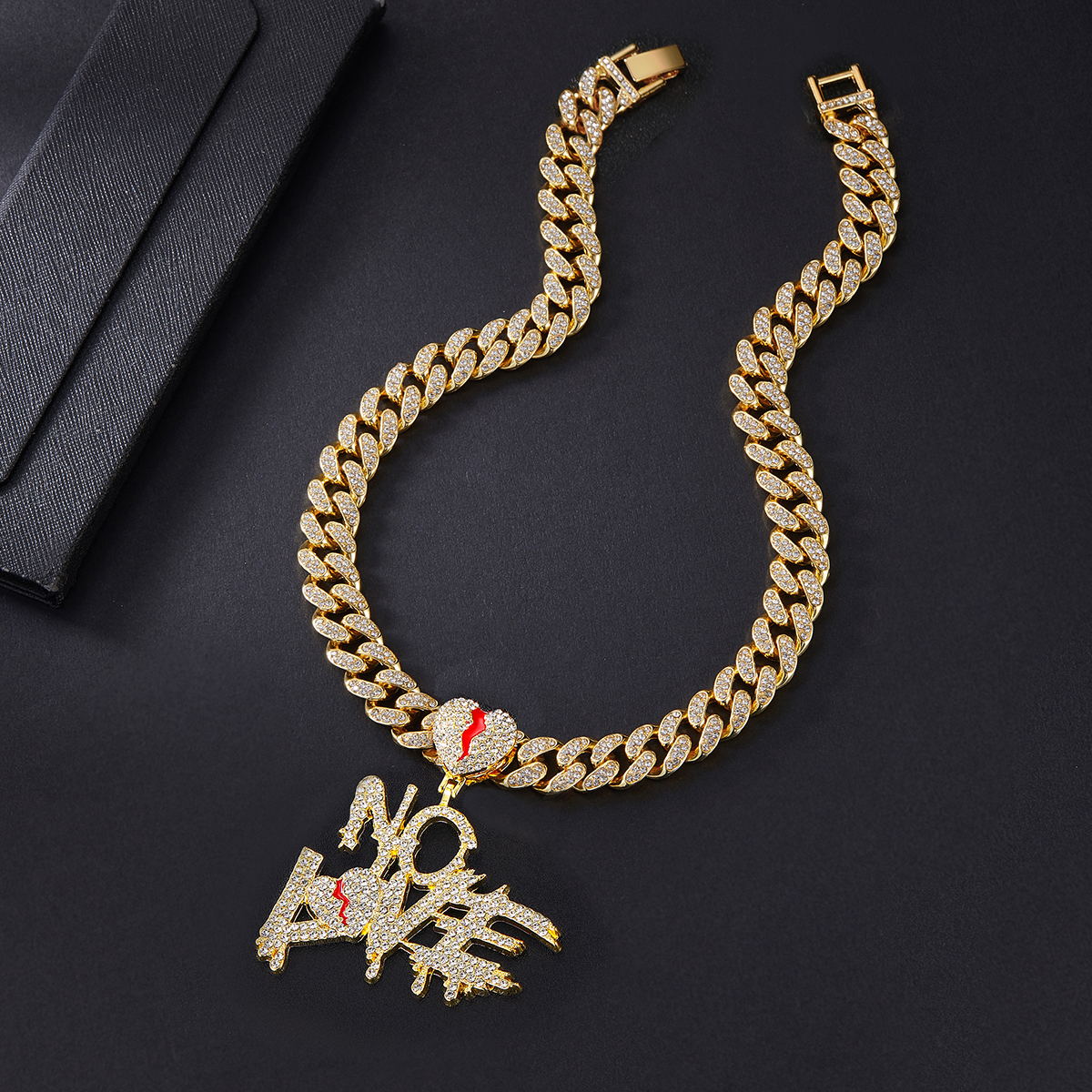 Hip Hop No Love Chain Heart Chain Iced Out Pendant