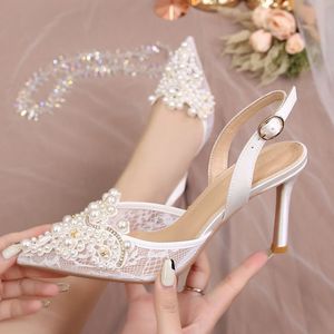 Chaussures blanches pour femmes 8,5 cm/6,5 cm, talon kitten, perle, slingback, talons de mariage pour la mariée - Product Image 2