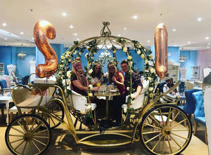Chariots de luxe pour chevaux, véhicules électriques royaux, remorques de carrosses à chevaux pour mariage à vendre - Product Image 5
