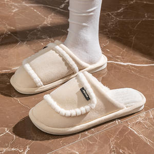 Pantuflas de lana cómodas y versátiles para mujer, para todas las estaciones, con un estilo similar a la piel sintética, ideales para el hogar. - Product Image 4