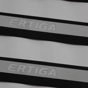 Protector de Umbral de Puerta de Coche 5D de Alta Calidad Marca KQD con LED para SUZUKI Ertiga 2018 en Adelante, Precio al por Mayor - Product Image 4