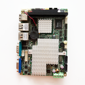 ARBOR CER-A3527 คอมพิวเตอร์อุตสาหกรรมแบบฝังตัวพร้อมโปรเซสเซอร์อินเทล เซเลรอน N270 ที่ใช้พลังงานต่ำอินเทล 945GSE+ ชิปเซ็ต ICH7 รองรับ VGA - Product Image 2