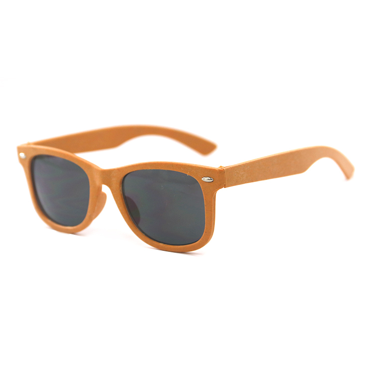 Lens: black + frame: orange