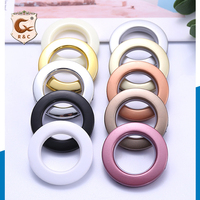 Vente en gros d'anneaux oeillets modernes de 40mm pour rideaux Accessoires d'anneaux oeillets pour rideaux en plastique
