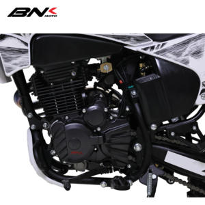 Moto à essence à moteur sans balais haute performance 300cc pour adulte, moto tout-terrain urbaine 80km/h à vendre – Performance haute vitesse garantie - Product Image 5