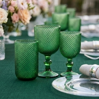 StarLuckINT Verres à vin vintage en gros à motif spirale gaufré, verres à boire colorés vert et rose pour la location d'événements de mariage