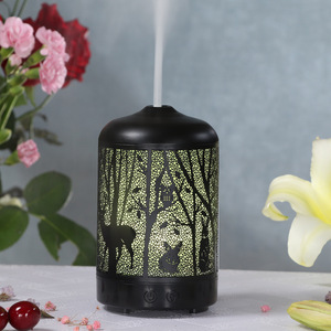 Difusor de Aromas Ty-166 Little Deer, Humidificador Ultrasónico de 100 ml con Luz LED, Diseño Hueco de Metal Negro, para Uso Doméstico y Comercial - Product Image 5