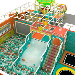 Parc d'attractions à thème vert avec plusieurs appareils de jeu, aire de jeux intérieure pour enfants avec piscine à balles, toboggan, carrousel - Product Image 2