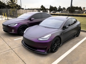 Film de protection de voiture en PET <span class=keywords><strong>noir</strong></span> mat <span class=keywords><strong>Pinot</strong></span> Purple 7,5 mil d'épaisseur, résistant aux UV, directement de l'usine américaine, personnalisable, en vinyle PVC auto-cicatrisant en rouleau pour carrosserie - Product Image 4