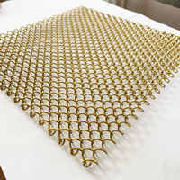 Voilage décoratif en maille tissée en acier inoxydable pour plafond, idéal pour cloisons de séparation dans les hôtels et restaurants, résistant à la corrosion