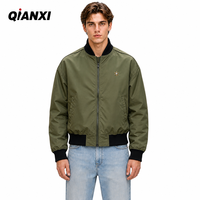 Blouson Bomber Tactique Homme Vert Olive Vintage Multi-Patch Broderie Personnalisée Décontracté Style Aviateur Streetwear Manteau d'extérieur Vente en Gros