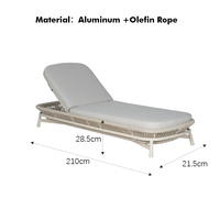 Chaise longue d'extérieur en corde tressée blanc crème avec dossier réglable et coussin beige