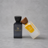Flacon de parfum carré en verre épais de luxe vide, personnalisé en usine, avec bouchon en bois, 30 ml, 50 ml