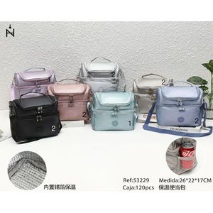 Bolsa térmica tipo bento de 26x22x17 cm con revestimiento interior de papel de aluminio para almacenamiento de alimentos - Product Image 1