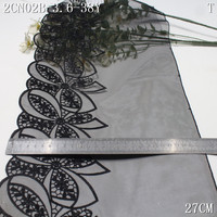 Dentelle brodée en tulle rose vif de 27 cm avec paillettes, idéale pour les robes