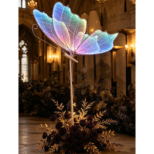 Pilier rustique en bois pour allée de mariage, décoration de chemin <span class=keywords><strong>forestier</strong></span> pour mariage champêtre, fournitures de décoration d'allée de mariage - Product Image 1