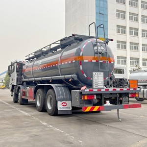 รถบรรทุกถังบรรทุกสารเคมีอันตราย Shacman F3000 8x4 SS304/316 ขายดี สำหรับขนส่งกรด โซดาด่าง และของเหลวอื่นๆ - Product Image 3