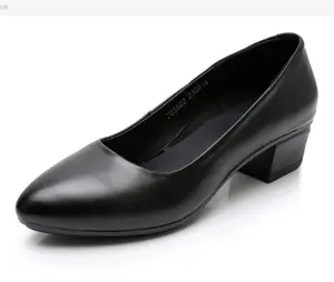 Sepatu Wanita Kulit Sapi Asli, Sepatu Keselamatan Kerja Profesional Anti Selip Hitam untuk Staf Hotel