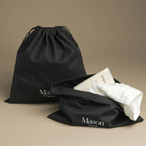 Sac de rangement en coton noir écologique de grande taille avec cordon de serrage et logo, emballage cadeau réutilisable en coton, pochette pour vêtements - Product Image 2