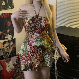 Vestido étnico con estampado retro, cuello halter y cuentas, estilo línea A para mujer, estilo Y2K vintage bohemio, vestido de moda de verano. - Product Image 4