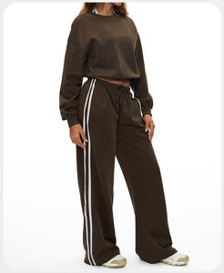 Vêtements de sport de haute qualité pour femmes, ensemble sweat-shirt col rond et pantalon de jogging, débardeur de yoga pour le sport - Product Image 3