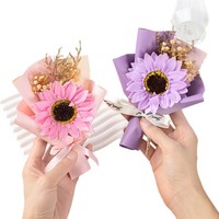 Coffret Cadeau de Bouquet de Tournesols Artificiels Réalistes en Savon - Collection Fête de Remise des Diplômes - Entièrement Fait Main en Chine