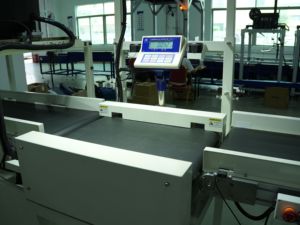 Máy DWS tự động quét cân mã vạch và đo kích thước gói in nhãn vận chuyển trên hệ thống bưu kiện thương mại điện tử - Product Image 3