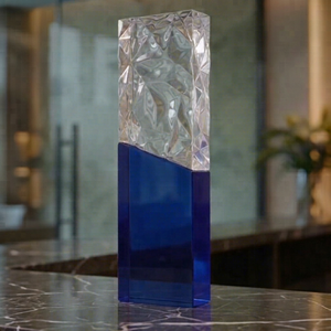 Nuevo Diseño Placa de Premio de Cristal con Estrella Arcoíris MH-NJ0360 Minghuang Personaje de TV y Cine Pulido Tendencia de Moda - Product Image 1