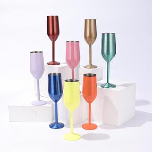 Bicchieri da Vino e Cocktail in Acciaio Inox da 220ml, Flûte da Champagne in Metallo Infrangibile, Calici per Feste e Matrimoni - Product Image 2