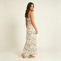 OEM personnalisé dames Spaghetti sangle longue robe à bretelles décontracté maison pyjamas pour les femmes pour les vêtements de nuit de printemps