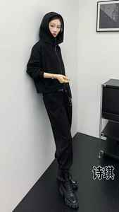 Op maat gemaakte 100% katoenen hoodie set met strass steentjes, eigen label, modieus printpatroon, winterseizoen, capuchon, maat ODM levering 0905 - Product Image 4