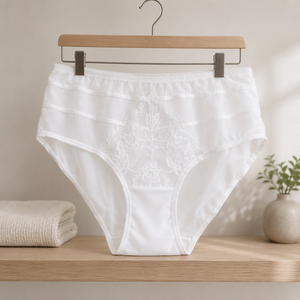 Sous-vêtements pour femmes à porter au quotidien, taille haute, en tricot, spandex/nylon, avec panneau en dentelle brodée de feuilles - Product Image 1
