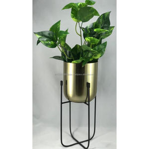 Pot de fleurs en laiton chromé, écologique et durable, design zen asiatique, QAMAR OVERSEAS BEST SELLING - Product Image 4