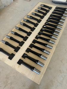 Outil de compactage ferroviaire en acier au carbure de tungstène, fourni par l'usine, pour toutes les gammes d'applications industrielles de compactage Plasser et Harsco - Product Image 5