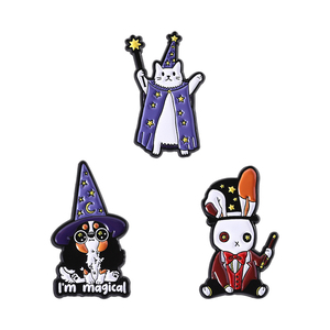 Broches en émail personnalisées sur <span class=keywords><strong>le</strong></span> thème des animaux magiques de dessins animés : Je suis un <span class=keywords><strong>magicien</strong></span>, Chapeau de sorcier, Lapin, Chat, Chien. Badge de revers, Accessoire de bijouterie punk. - Product Image 1