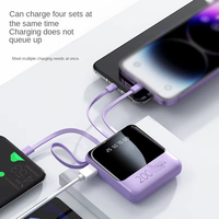 Vente en gros Mini portable câble de charge intégré chargeur de banque mobile haute capacité 10000 MA chargeur de téléphone portable universel