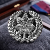 Épingles à revers personnalisées sans minimum de commande, avec gaufrage 3D exquis, motif feuille de couronne de laurier, badges personnalisés avec logo pour vêtements ou chapeaux