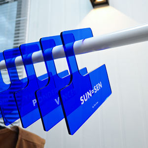 Logo dédié au magasin de vêtements de marque, présentoir de magasin de vêtements, personnalisation de panneau d'affichage acrylique suspendu - Product Image 2