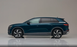 Acceptons les commandes personnalisées pour le modèle Audi Q5 2023 40 <span class=keywords><strong>E</strong></span>-tron (Set Standard ou Set Mecha) SUV EV. Veuillez nous contacter pour les tables de configurations de tous les modèles. - Product Image 3