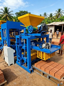 Machine semi-automatique QTJ4-35 <span class=keywords><strong>pour</strong></span> la fabrication de blocs creux en béton, de <span class=keywords><strong>pavés</strong></span> creux et de blocs de ciment entrecroisés solides - Product Image 4