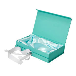 Caja de Regalo Rígida de Cartón de Papel de Arte Rosa de Lujo de Alta Calidad al por Mayor, Grosor de 2 mm, Relieve con Lámina UV, Brillante/Mate - Product Image 2