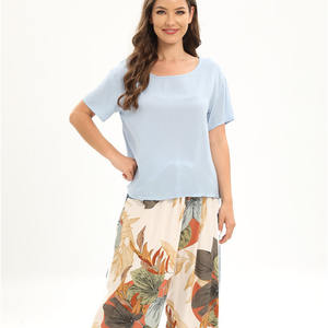 Ensemble de pyjama en satin à imprimé floral romantique pour femmes, col en V, fermeture à cordon, respirant, séchage rapide, printemps, été, automne, extérieur - Product Image 4