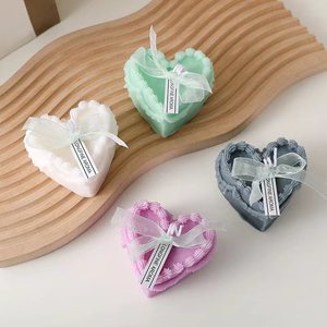 Bougies parfumées en forme de cœur en matériau écologique pour la vente en gros - Product Image 2